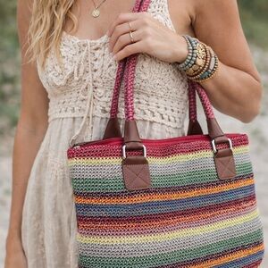 Sac’s Colorful Striped Tote Bag